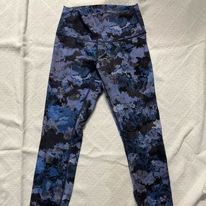 Lululemon Pattern Capris